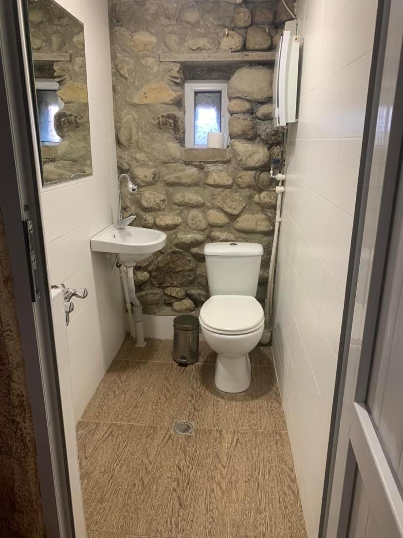 Golden Cradle Hotel Bazaleti Bagian luar foto