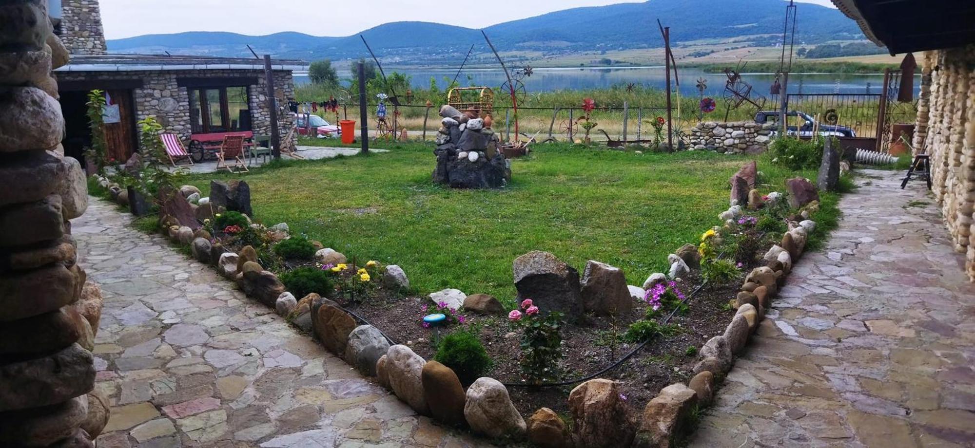 Golden Cradle Hotel Bazaleti Bagian luar foto